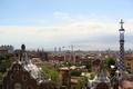 Blick ber Barcelona, links das Pfrtnerhuschen