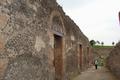 Pompeji war eine antike Stadt die beim Ausbruch des Vesuvs am 24. August 79 n. Chr. untergegangen ist.