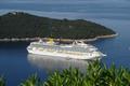 Die Costa Fortuna vor Dubrovnik.